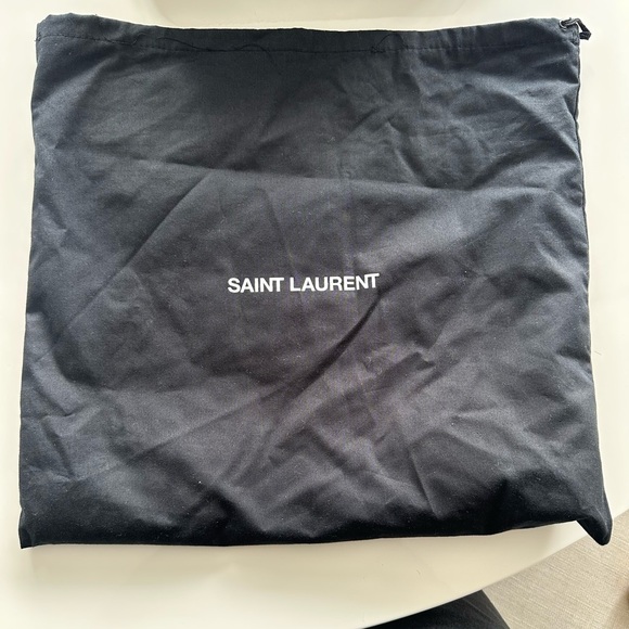 NEW Saint Laurent Loulou Medium Quilted Leather Shoulder Bag - Picture 12 of 12